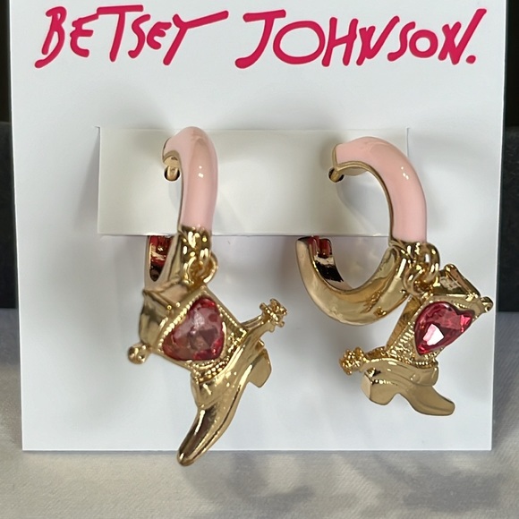Betsey Johnson Cowboy Boot Enamel Huggie Hoop Earrings PINK NWT - Picture 1 of 4